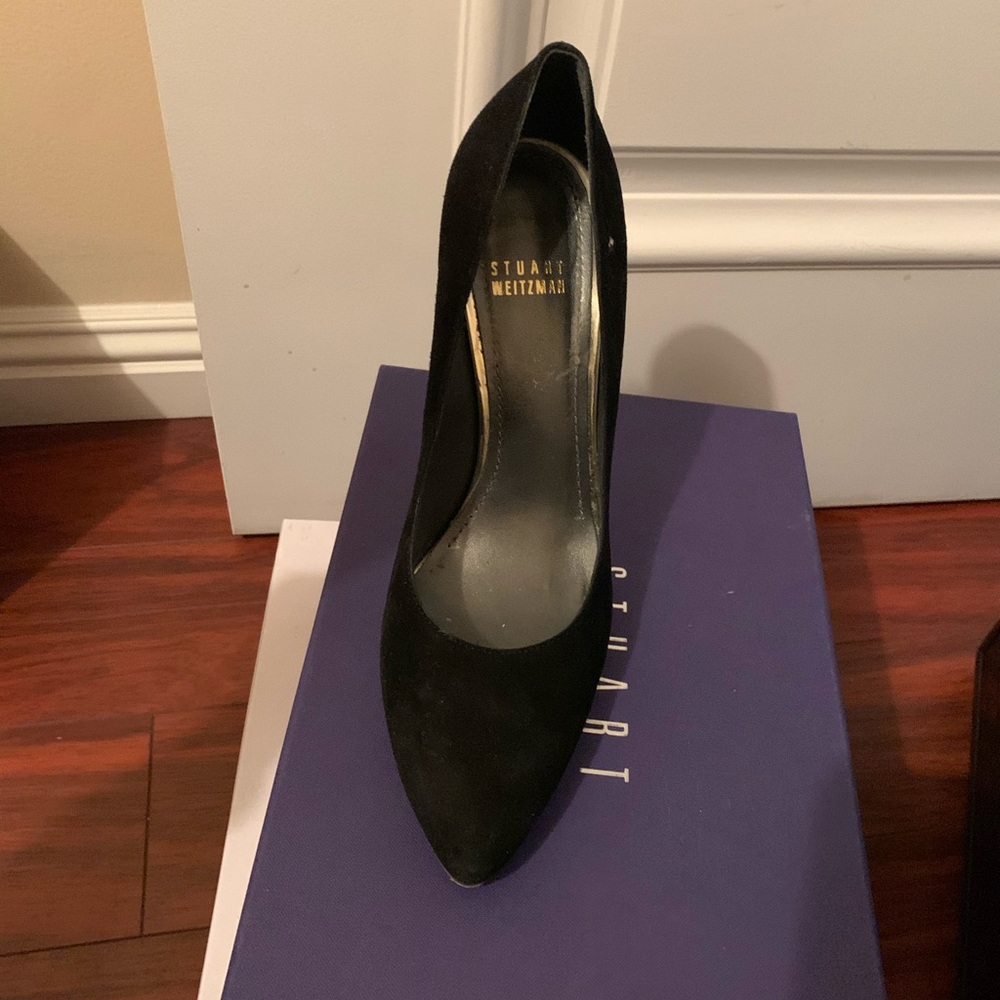 Sexy black Stuart weitzman pumps